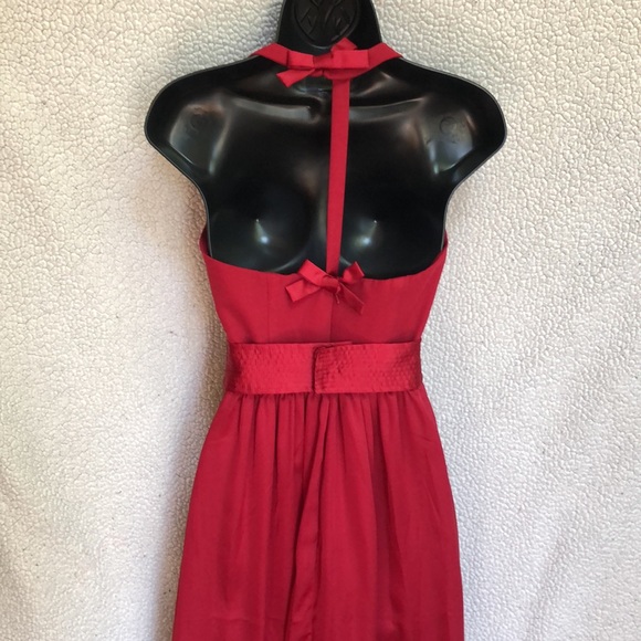 Vera Wang White V neck halter gown with sash, 2 pockets, bows - Picture 5 of 16